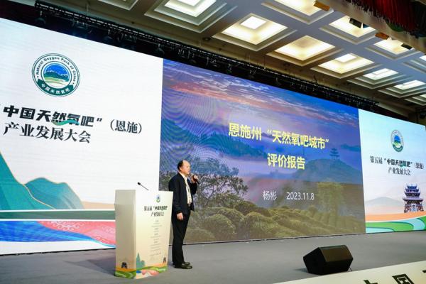 http://www.chdbook.cn/uploads/allimg/231108/2105361Q3-6.jpg